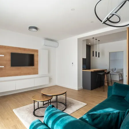 Marina Heights Daire *