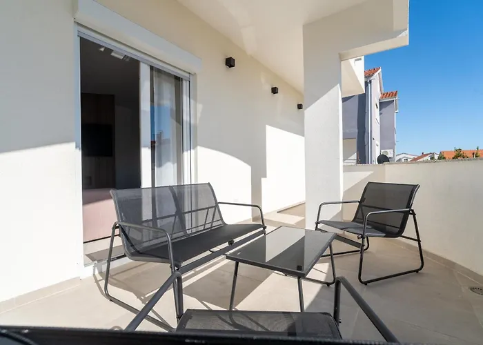 דירה Marina Heights *