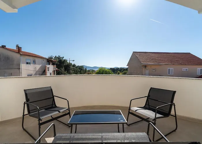 Marina Heights דירה *