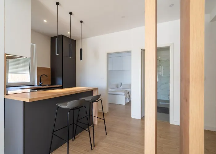 Marina Heights Apartament *