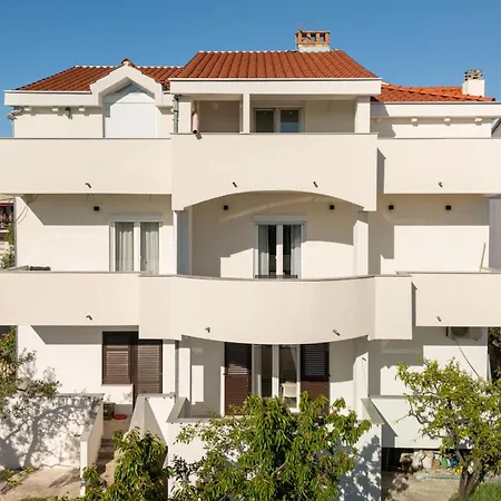 Marina Heights Appartamento